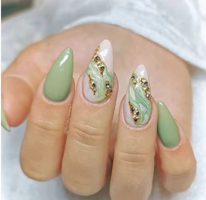 Geode Stone Nails