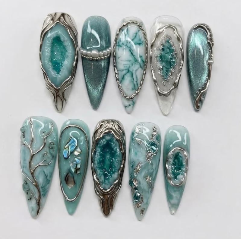 Geode Quartz Nail Art