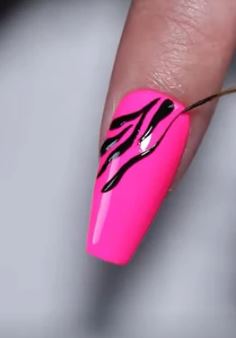 Hot pink Zebra Nail Art