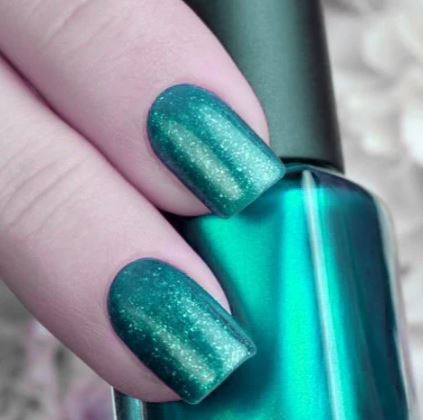 Best Teal Nail Polishes 