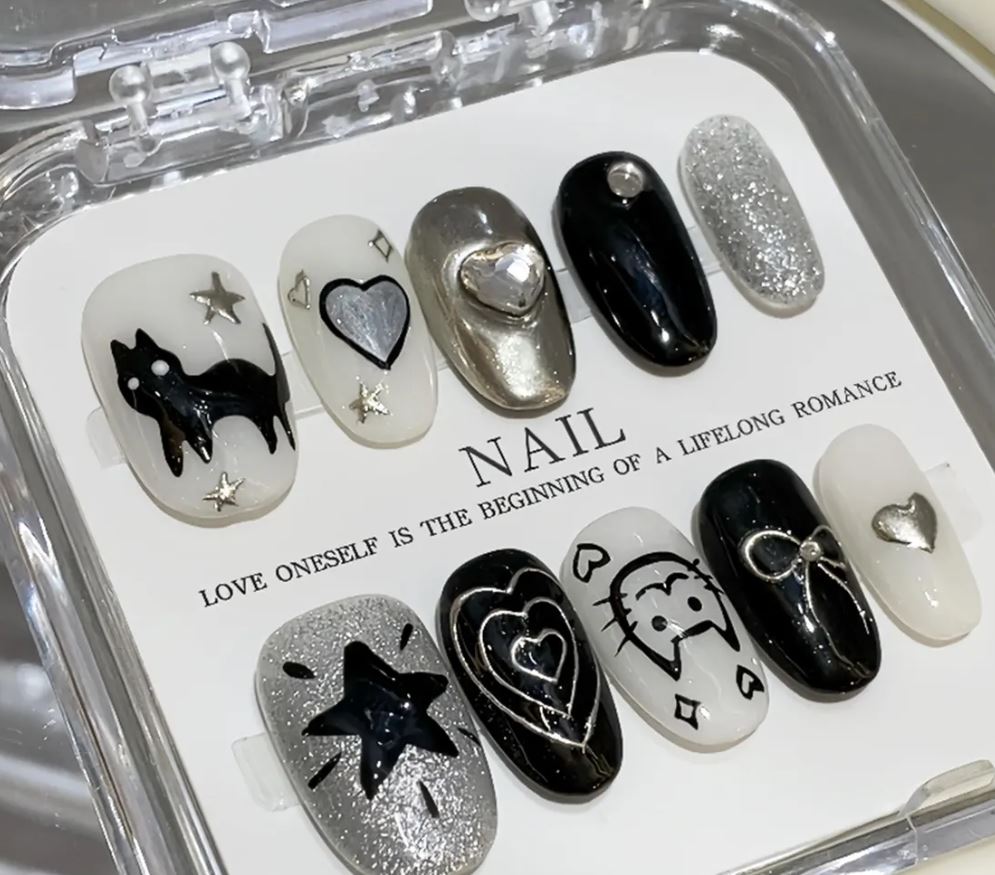 hand painted kawaii nails