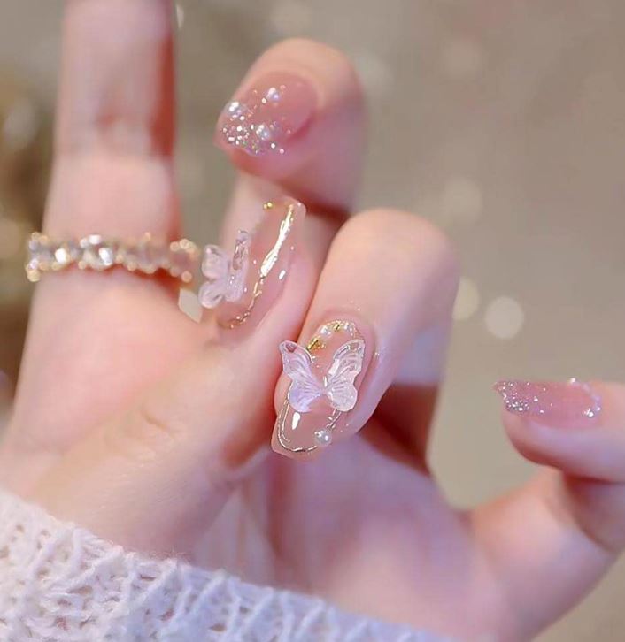 butterfly nails